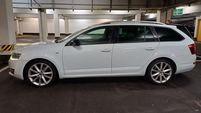 Skoda Octavia Combi Joy Sport*BiXenon*NAVI*ACC*PDC*18"