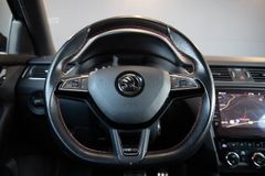SKODA Octavia 2.0 TSI RS Combi*DSG*LED*NAVI*H&R*20"*