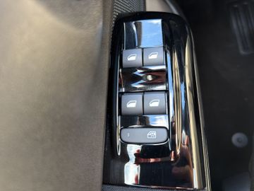 Citroën C3 1.2 PureTech Shine PDCTEMPOMATLED