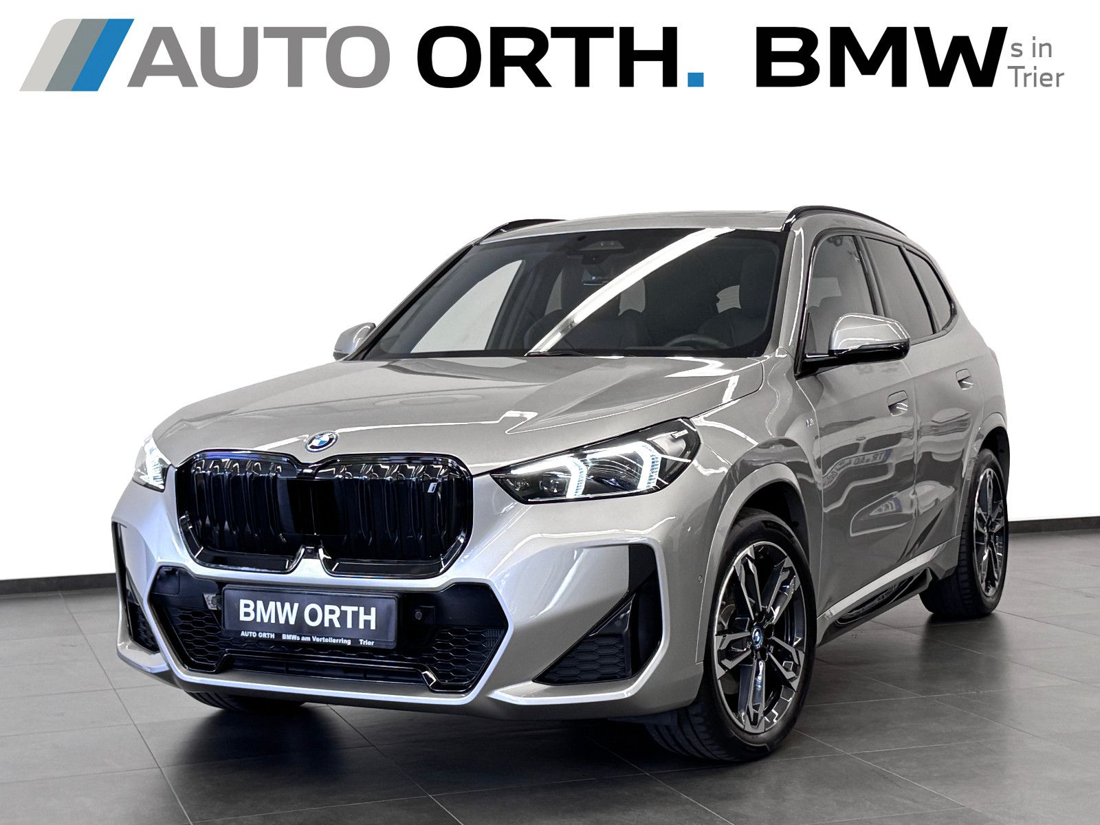 BMW X1 xDrive30 M-SPORT LC-PR PANO HUD ACC 360° AHK imagem 3
