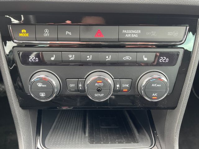 Leon FR 2.0 TSI DSG *Navi/ACC/PDC/LED/FullLink*