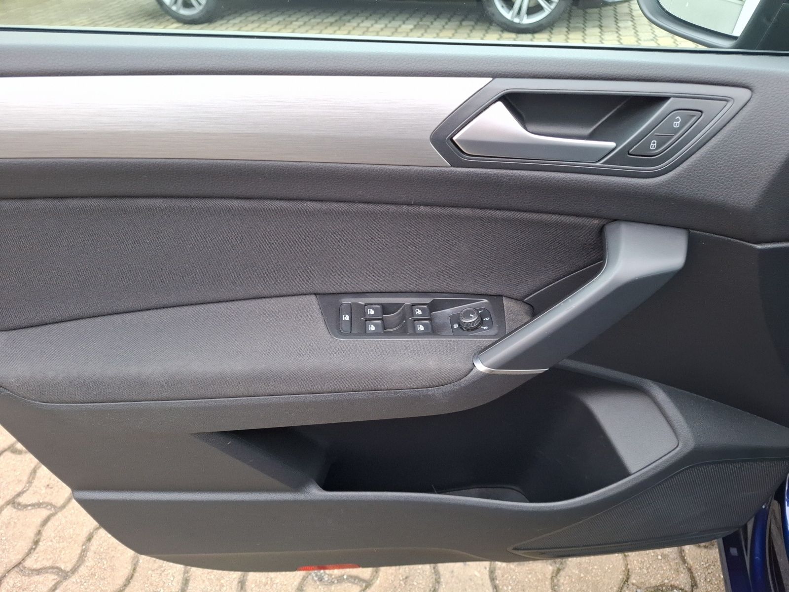 Fahrzeugabbildung Volkswagen Touran TDI Comfortline KLIMA PDC LM SH DAB