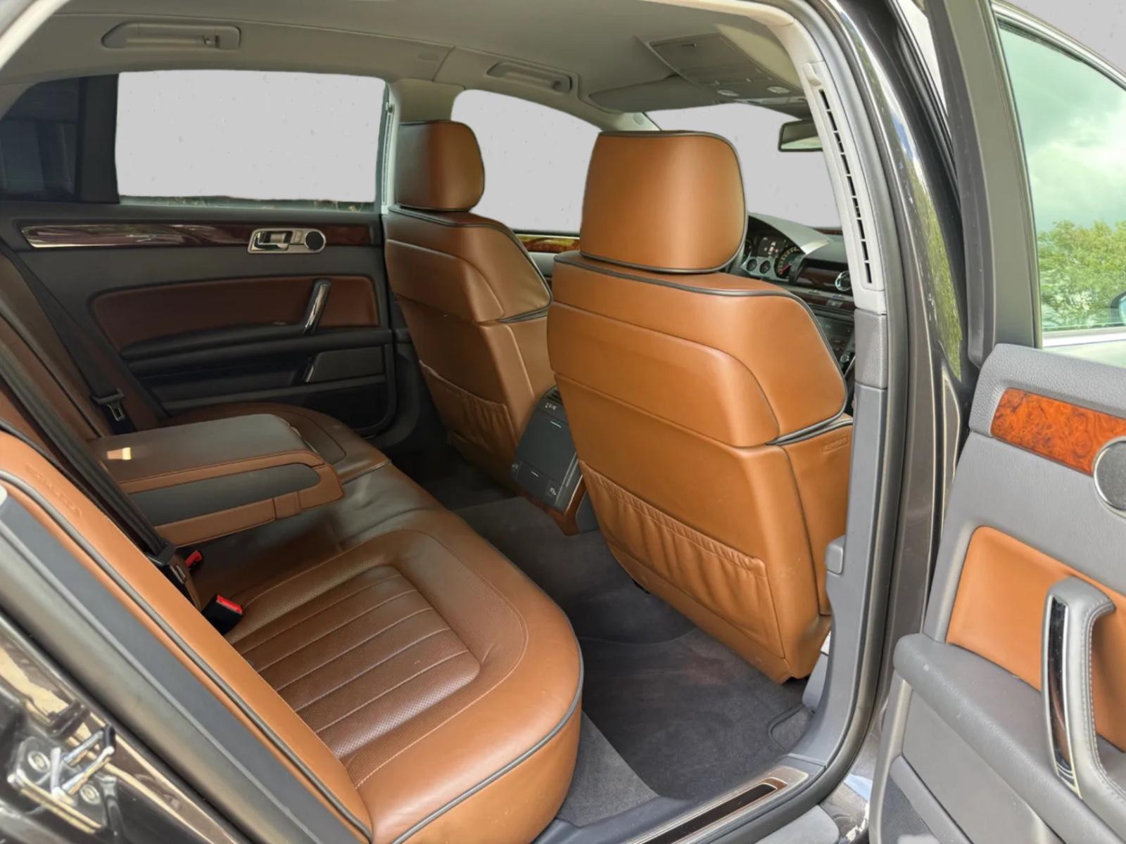 Volkswagen Phaeton V6 TDI 4Motion Scheckheft