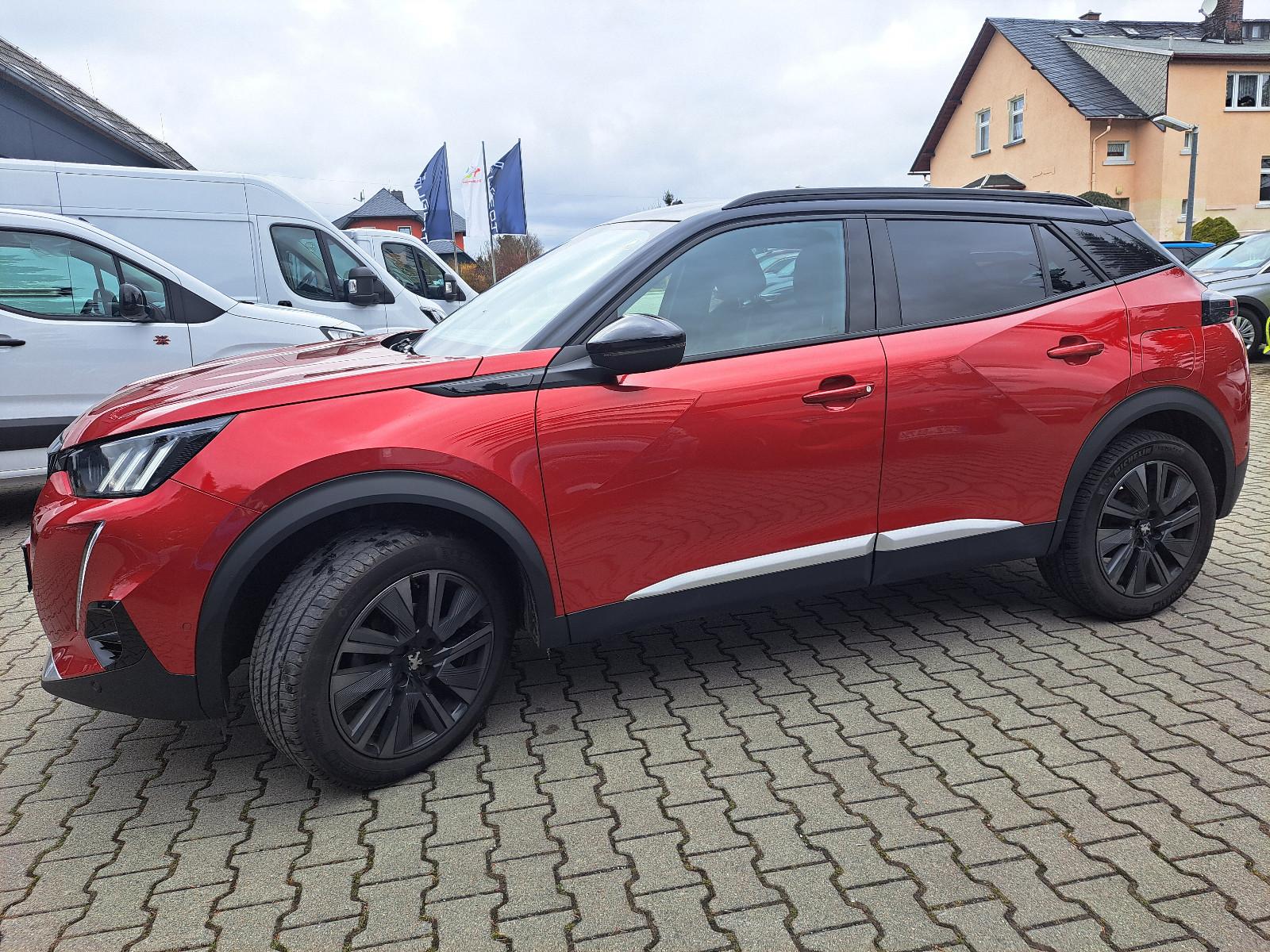 Peugeot 2008 GT Pack 130 EAT8 Automatik