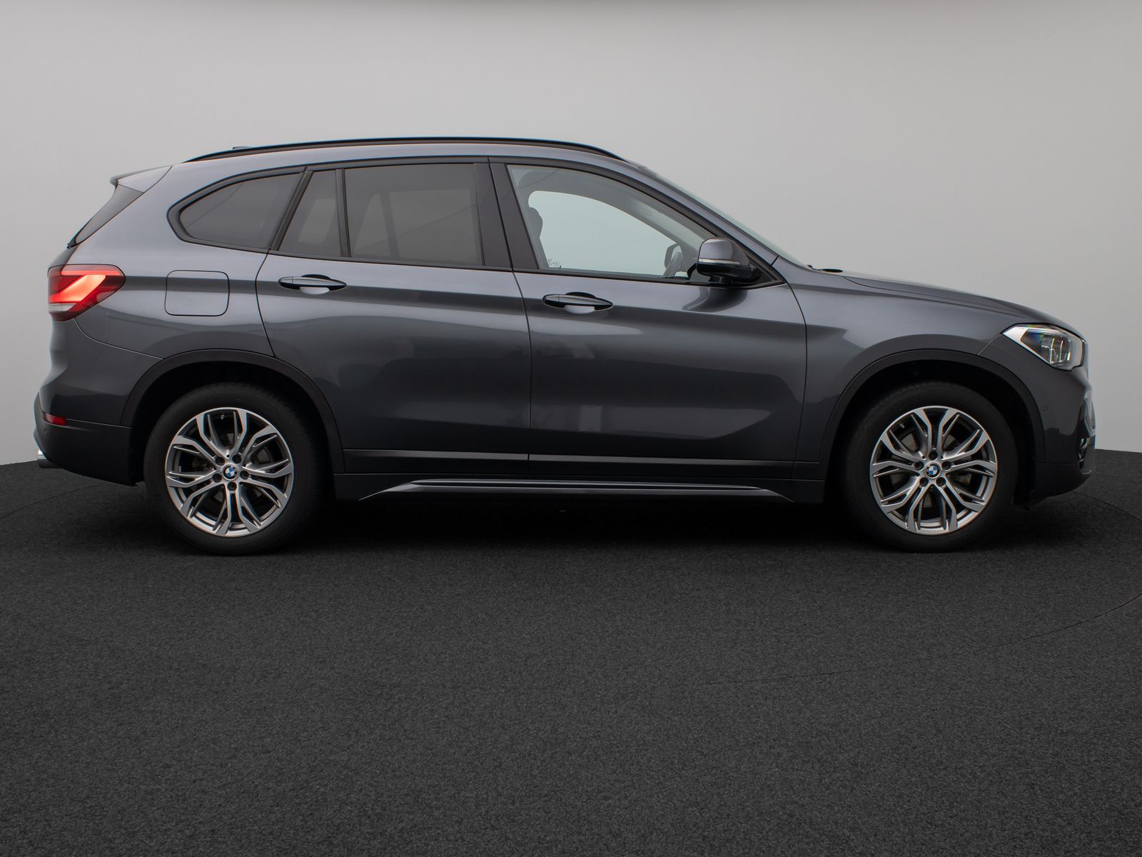 Fahrzeugabbildung BMW X1 xD18d SportLine Kamera DAB HiFi Komfort Alarm