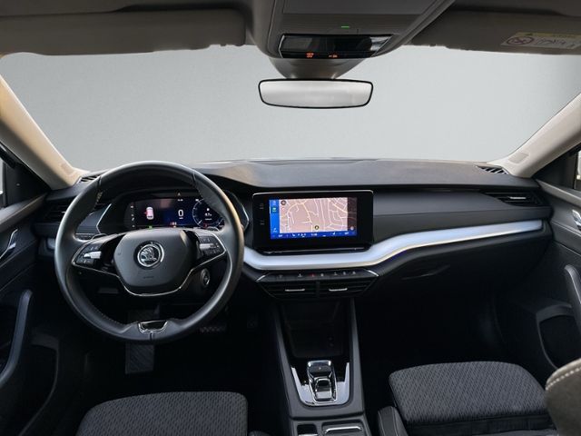 Octavia Combi 2.0 TDI DSG Clever LED+NAVI+PDC+GR