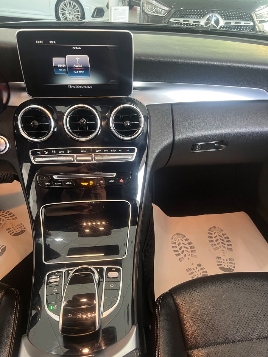 Fahrzeugabbildung Mercedes-Benz C 250 d Coupe *LED*LEDER* Burmester *