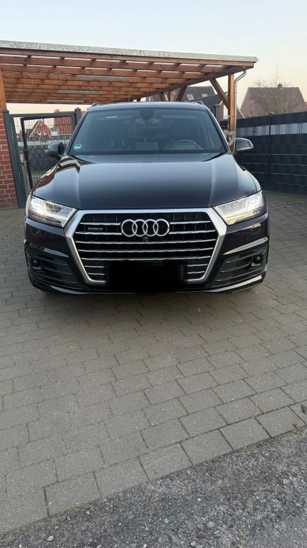 Image of Audi Q7
