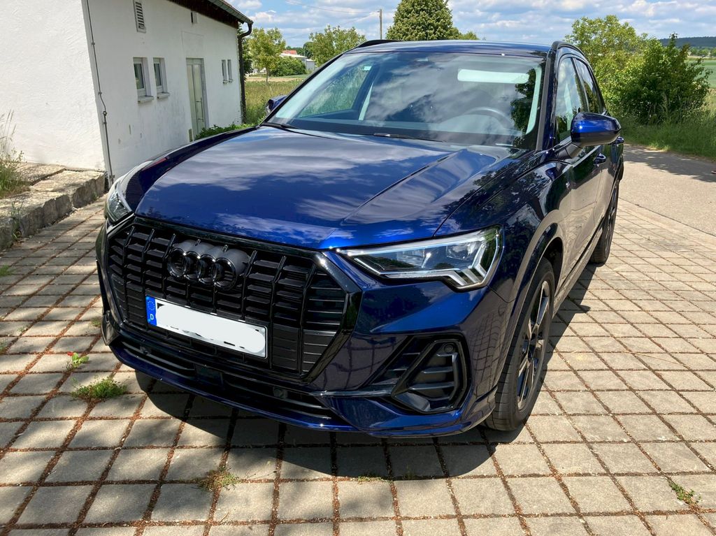 Image of Audi Q3