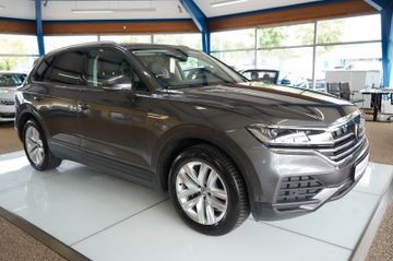Volkswagen Touareg - 2