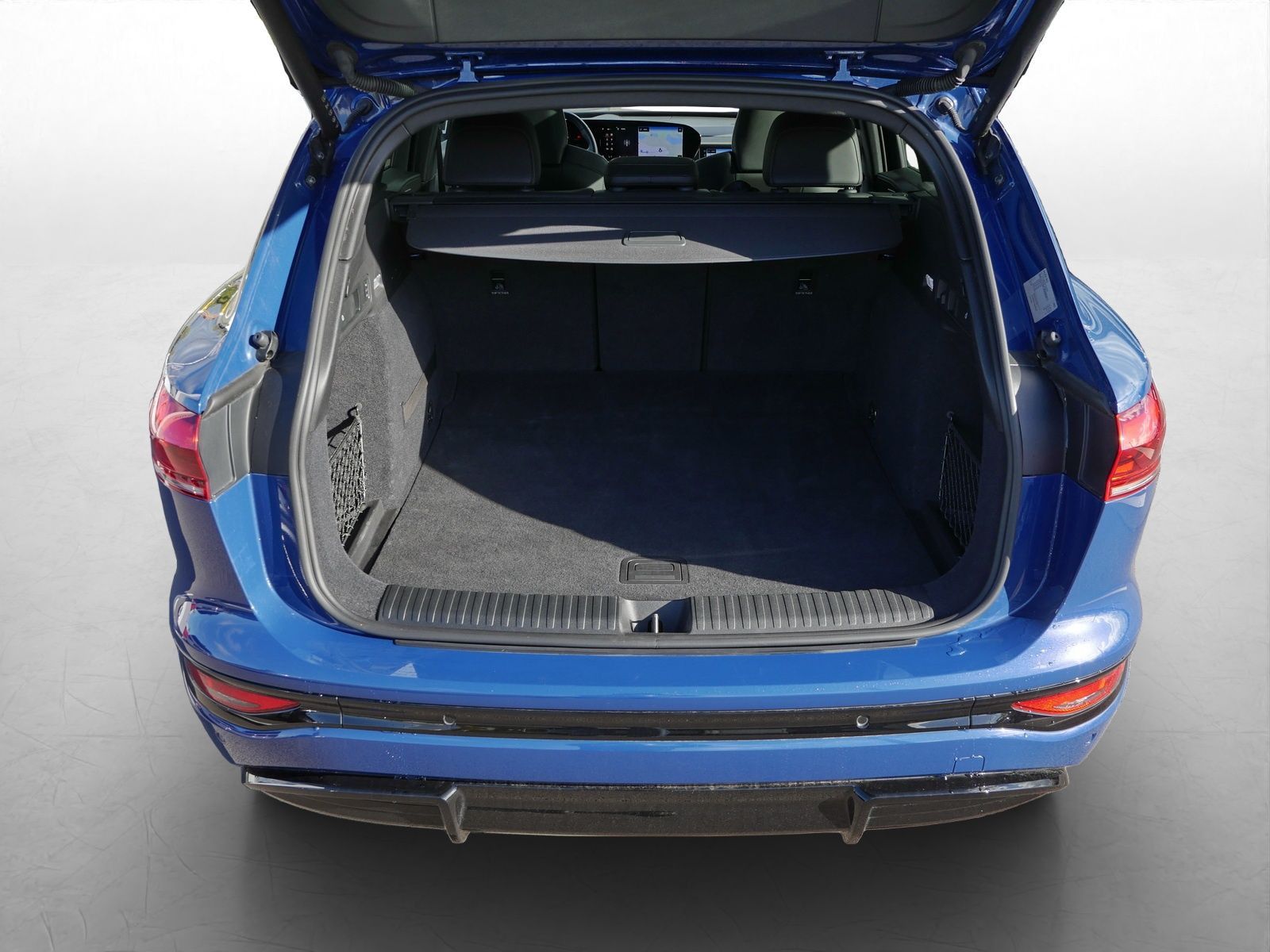 Audi SQ6 e-tron - Bild 12