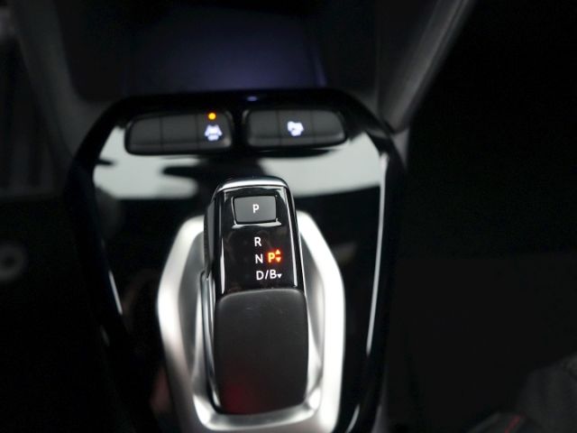 Corsa-e F GS LINE 50kWh AT+LED+SITZHEIZUNG+SPORT
