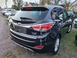 Hyundai ix35 2.0 Style 2WD * LEDER/ KLIMAAUT./ SHZ V+H * - schwarze Hyundai ix35