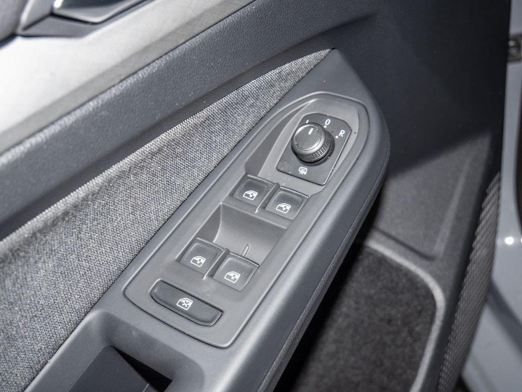 Volkswagen Golf VIII 1.5 TSI Life 5J-Garantie Kamera LED+, миниатюра 17