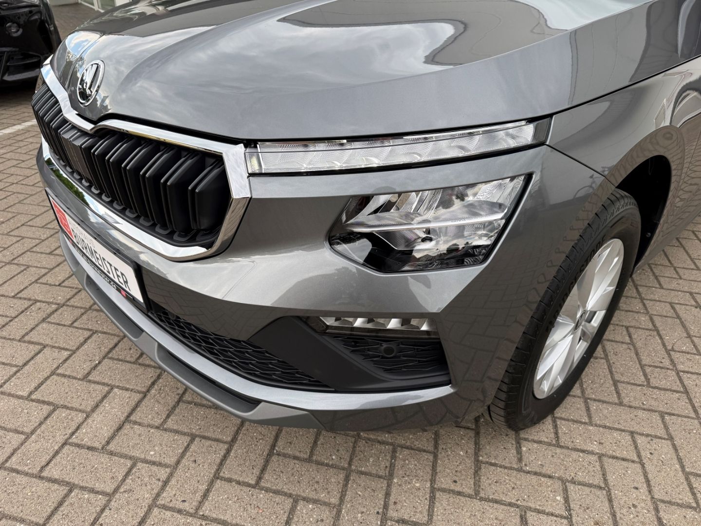 Fahrzeugabbildung SKODA Kamiq Selection el.AHK DigCoc LED CarPlay Winter