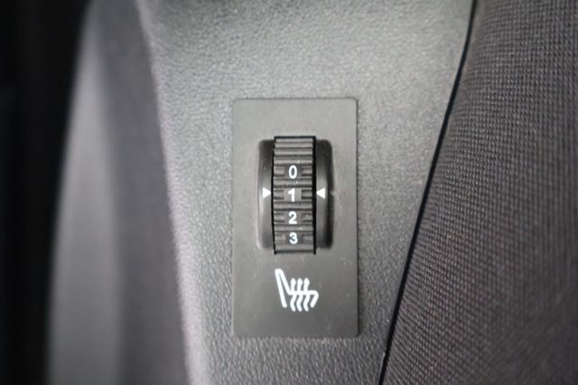 Peugeot 2008 Active Automatik Kamera Klimaautomatik