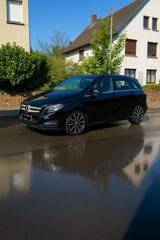 Mercedes-Benz B 180 Automatik  AHK  158 ... - Mercedes-Benz B 180 in Saarbrücken