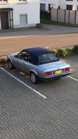 BMW E 30 325i Cabrio gletscherblau - BMW 325 aus 1990: Cabrio, 325i
