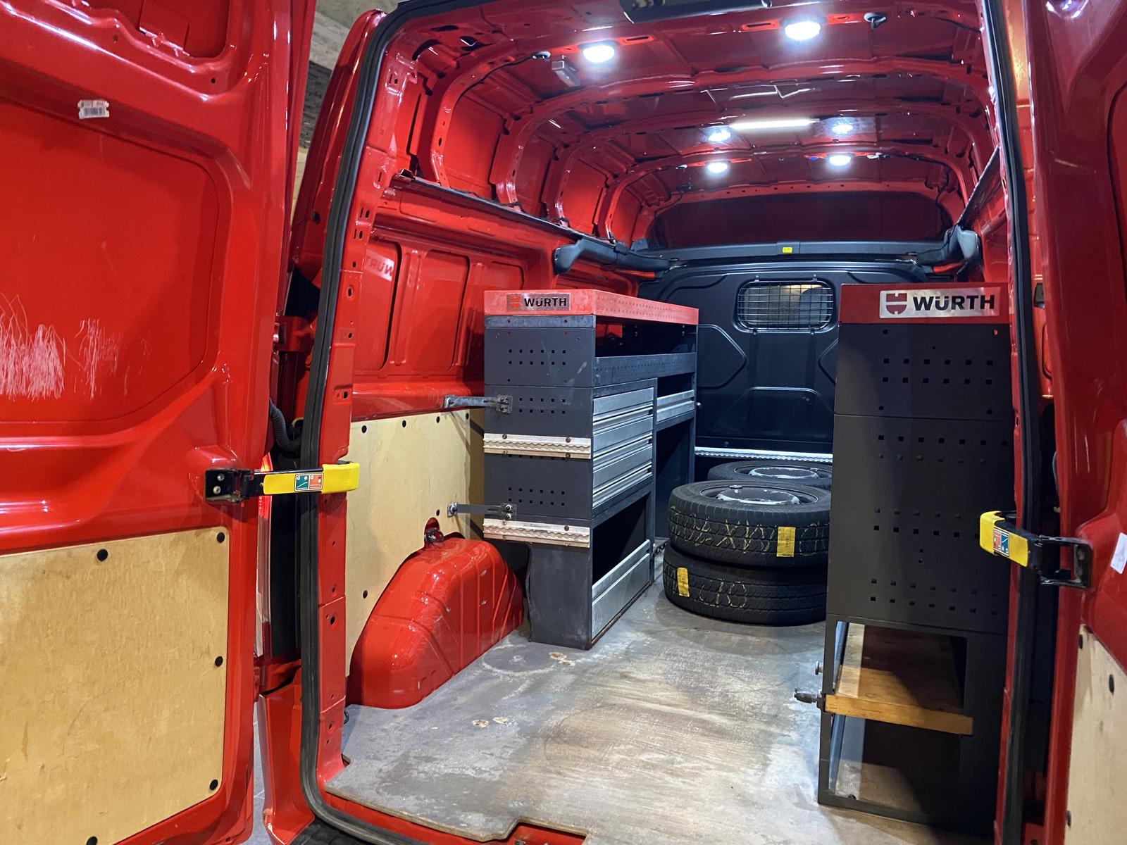 Ford Transit Custom L2 H2 Würth-Regale Navi R.Cam PDC