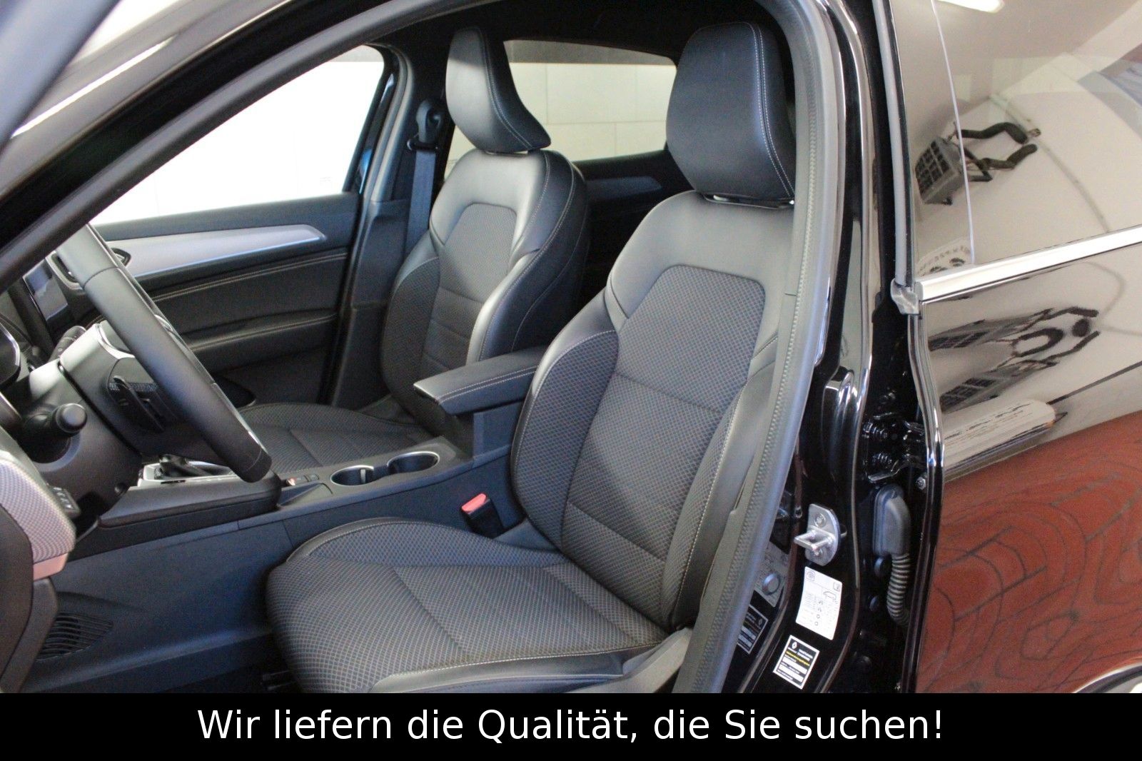 Fahrzeugabbildung Renault Arkana Mild Hybrid 140 EDC Techno*Winterpaket*