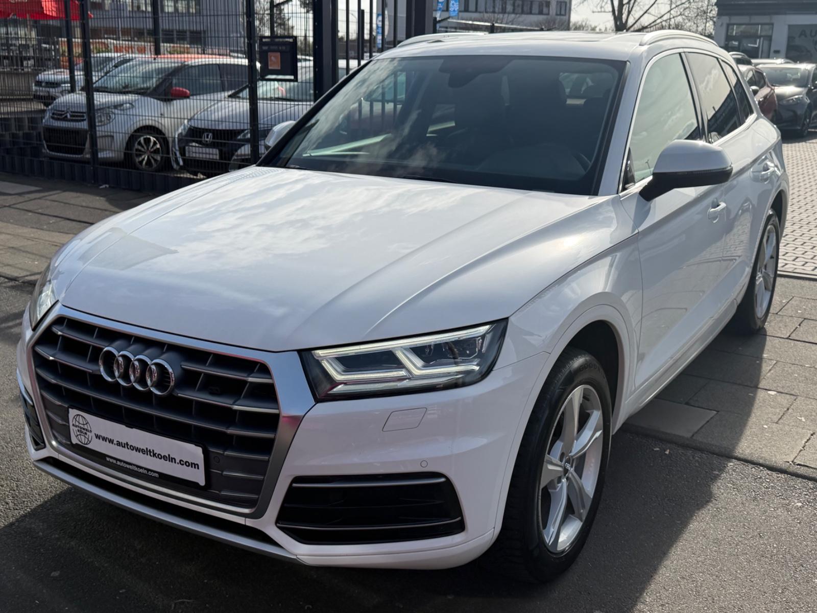 Audi Q5 45 TFSI quattro design *Voll*