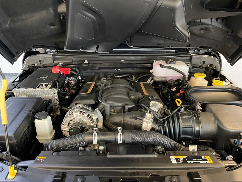Fahrzeugabbildung Jeep 392 UNLIMITED RUBICON 6.4L-V8 SKY ONE TOP MY 23