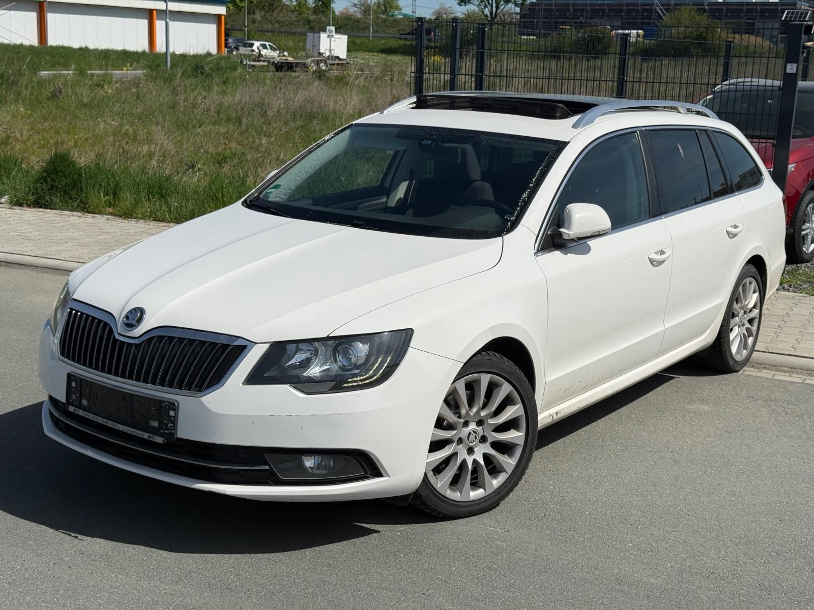 Skoda Superb Combi Exclusive 2.0 TDi 140 PS Pano DSG