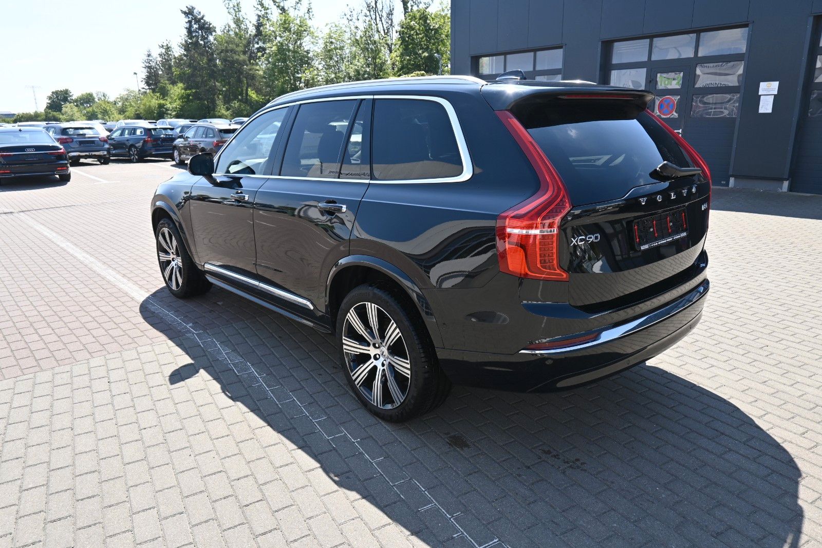 Fahrzeugabbildung Volvo XC90 D5 Ultimate Bright AWD*MASS*LUFT*AHK*PANO*