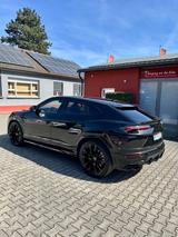 Lamborghini Urus - schwarze Lamborghini Urus