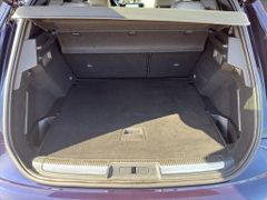 Fahrzeugabbildung DS Automobiles DS 7 Crossback 1.6 E-Tense 4x4 Rivoli