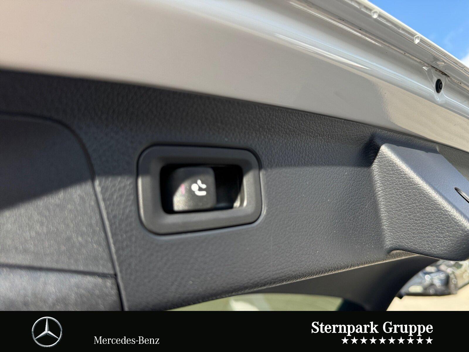 Mercedes-Benz A 250 e Hybrid AMG Pano+Night+HuD+Memo+AHK+MB+BC