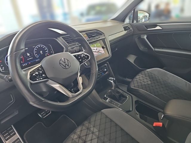 Fahrzeugabbildung Volkswagen Tiguan 2.0 TDI DSG R-Line Black Style LED NAVI R
