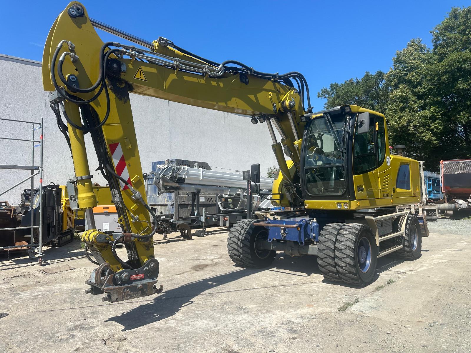 Liebherr A 920 / Oil Quick