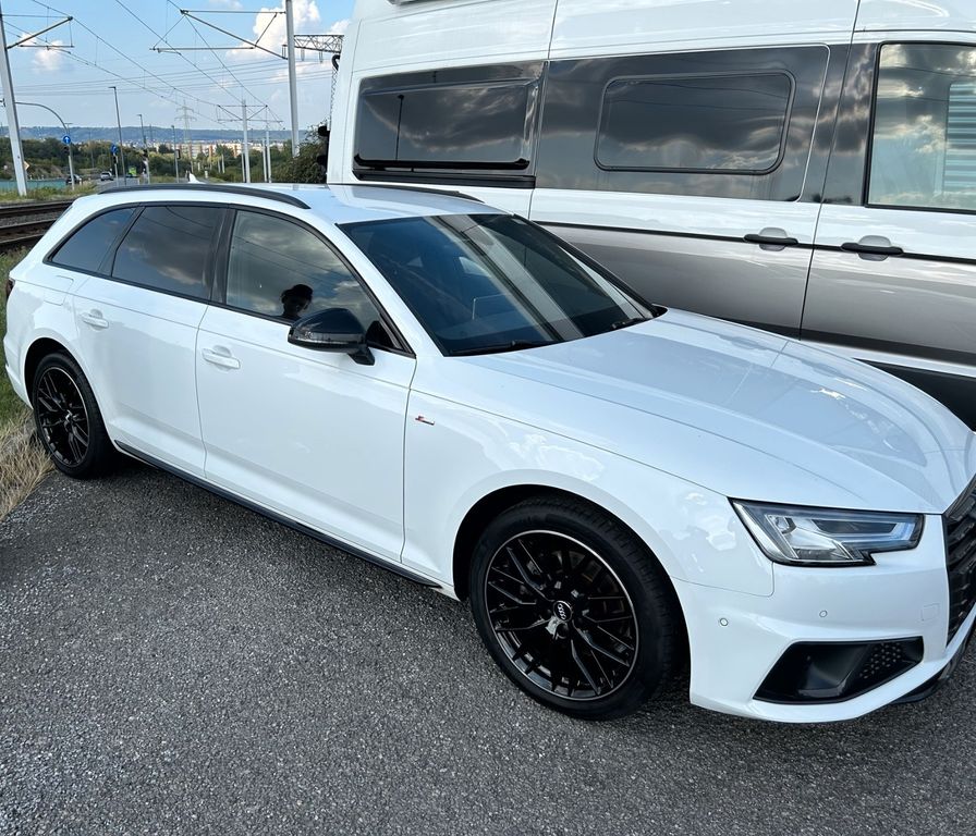 Image of Audi A4