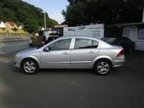 Opel Astra 1.6 Edition*SEDAN*1.HAND*145TKM*SCHECKHEFT - Opel: Sedan