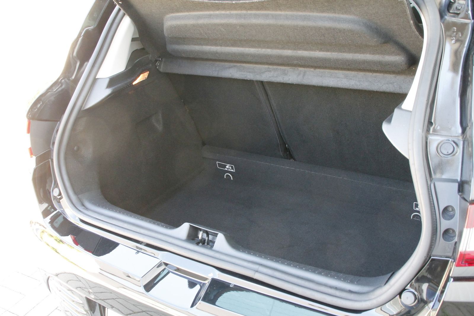 Fahrzeugabbildung Renault Clio IV LIMITED ENERGY TCe 9