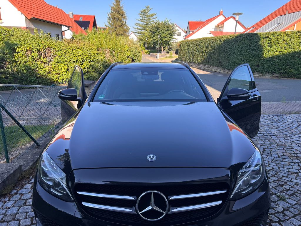 Image of Mercedes-Benz C 400