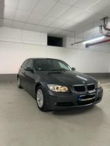 BMW E90 320i Steuerkette NEU! / PDC hinten und vorne - BMW 3er-Reihe E90 mit Benzin-Antrieb