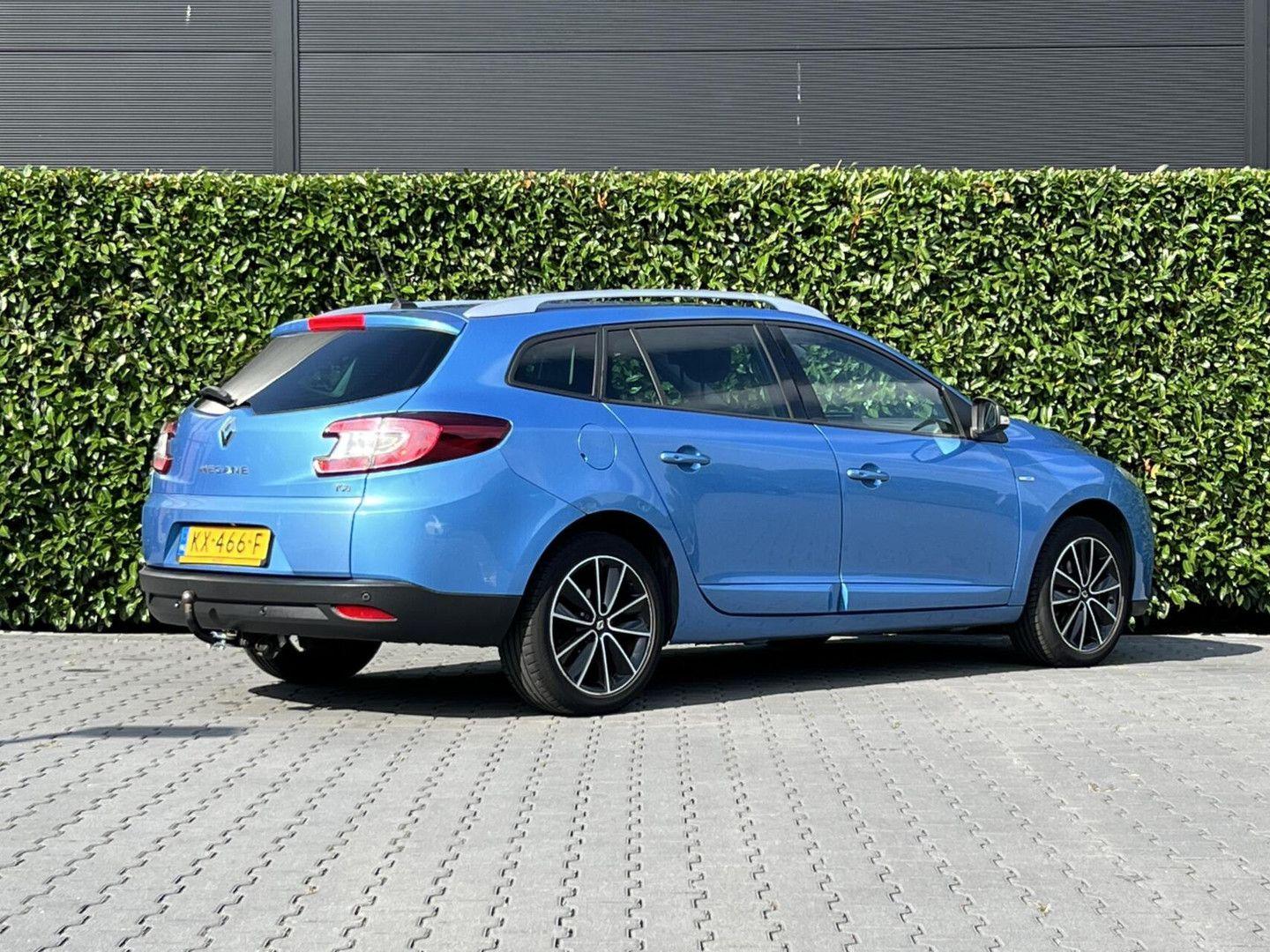 Renault Megane 2013 — вигляд ззаду