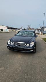 Mercedes-Benz E 240 4MATIC ELEGANCE Elegance - gebrauchte Mercedes-Benz E 240 aus dem Jahr 2003