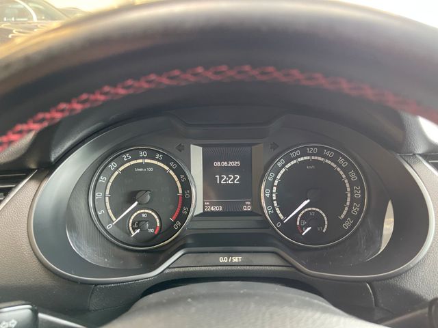 Skoda Octavia Combi RS *2.Hd*Xenon*Navi*