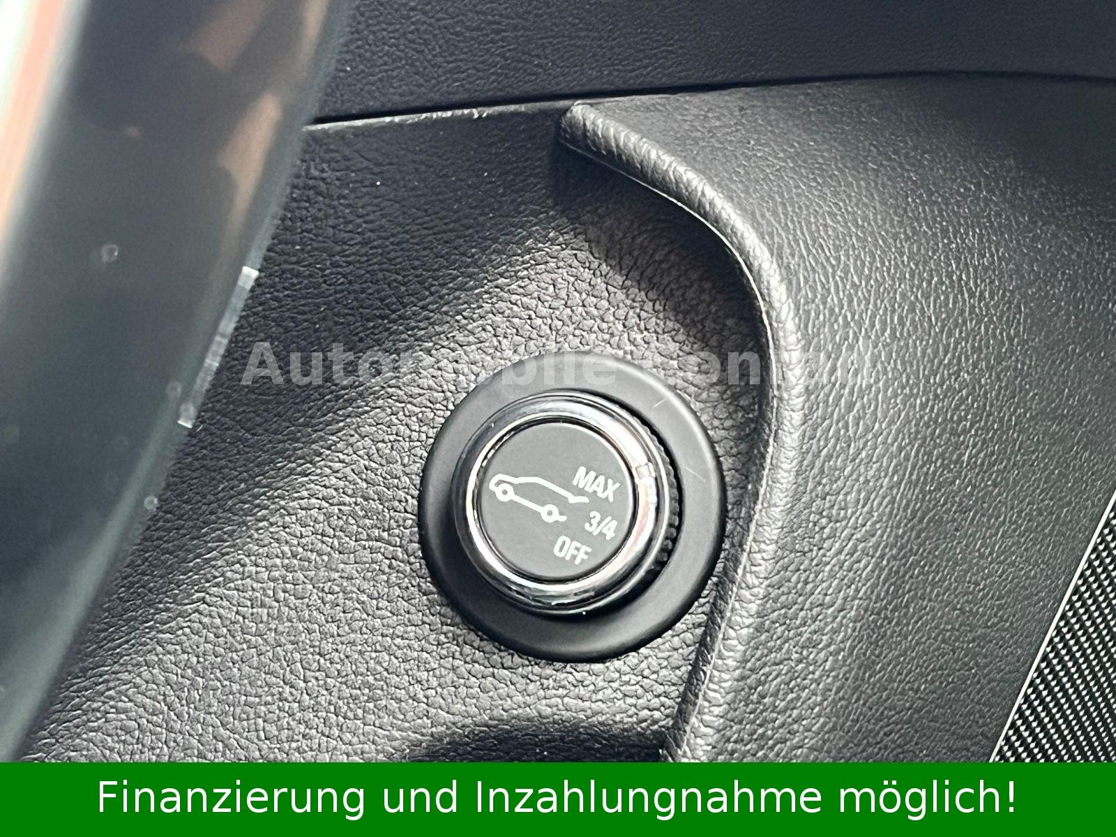 Opel Insignia 2013 — photo 36