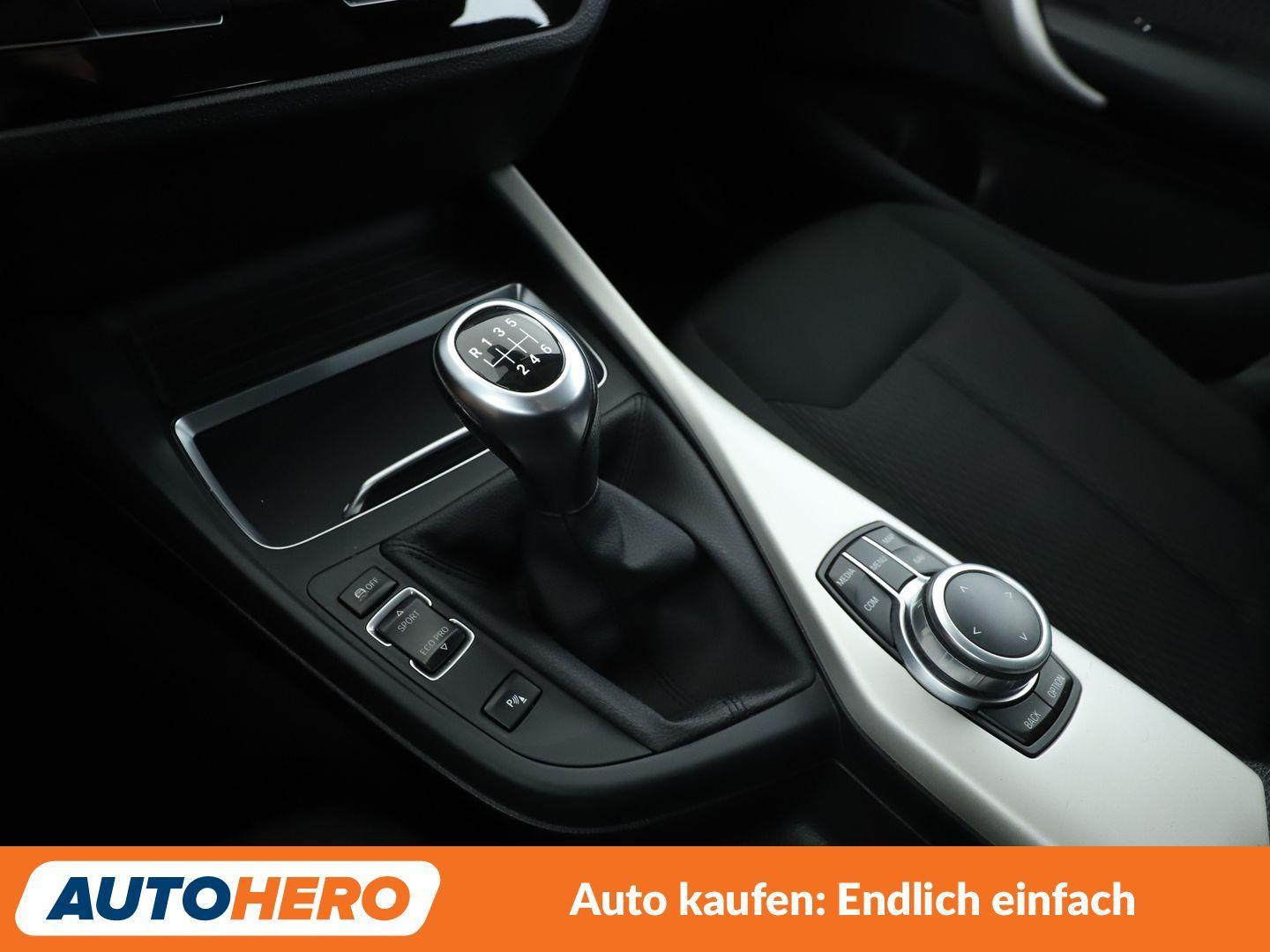 BMW 118i Advantage *NAVI*LED*TEMPO*PDC*SHZ*KLIMA*