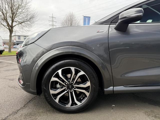 Ford Puma ST-Line Design Navi Digitales Cockpit LED M