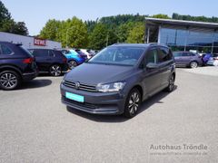 VW Touran Move 2.0 TDI DSG Bluetooth Navi Klima
