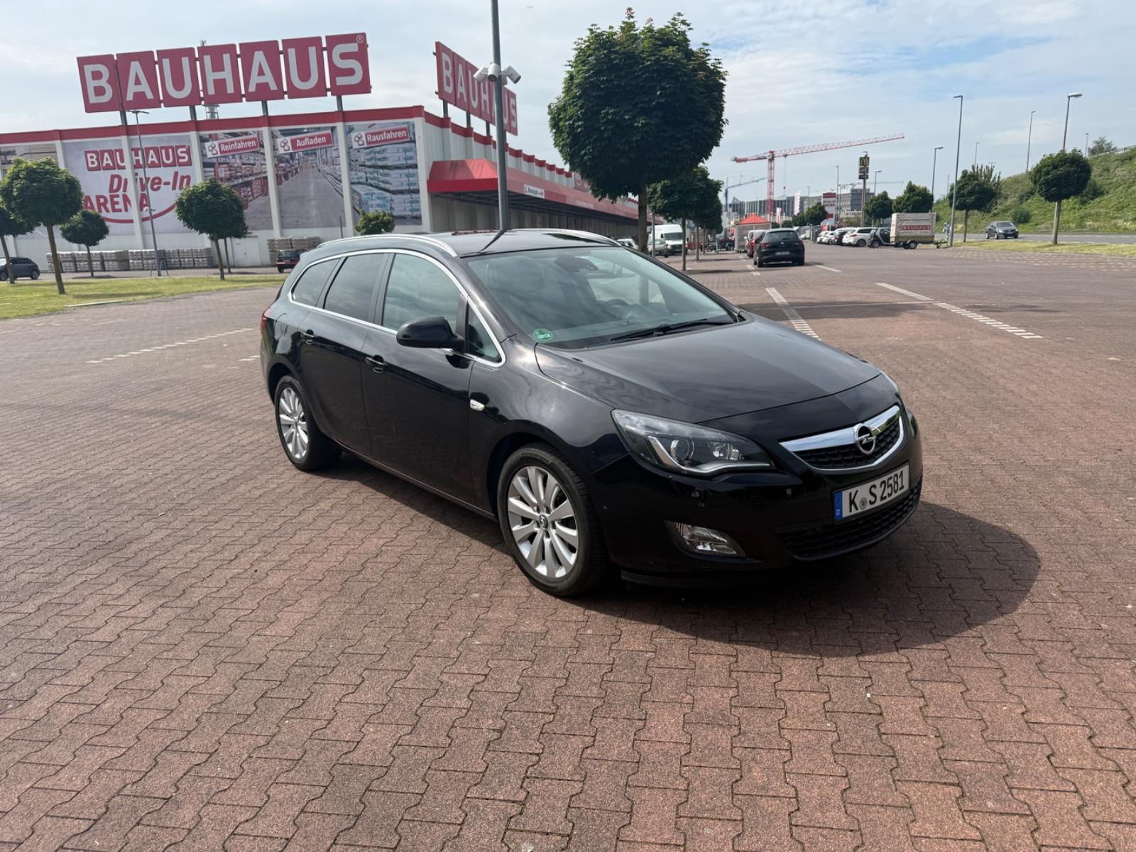 Opel Astra, 2010