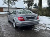 Mercedes-Benz C 180 CGI BlueEfficiency - Mercedes-Benz C 180: Blueefficiency