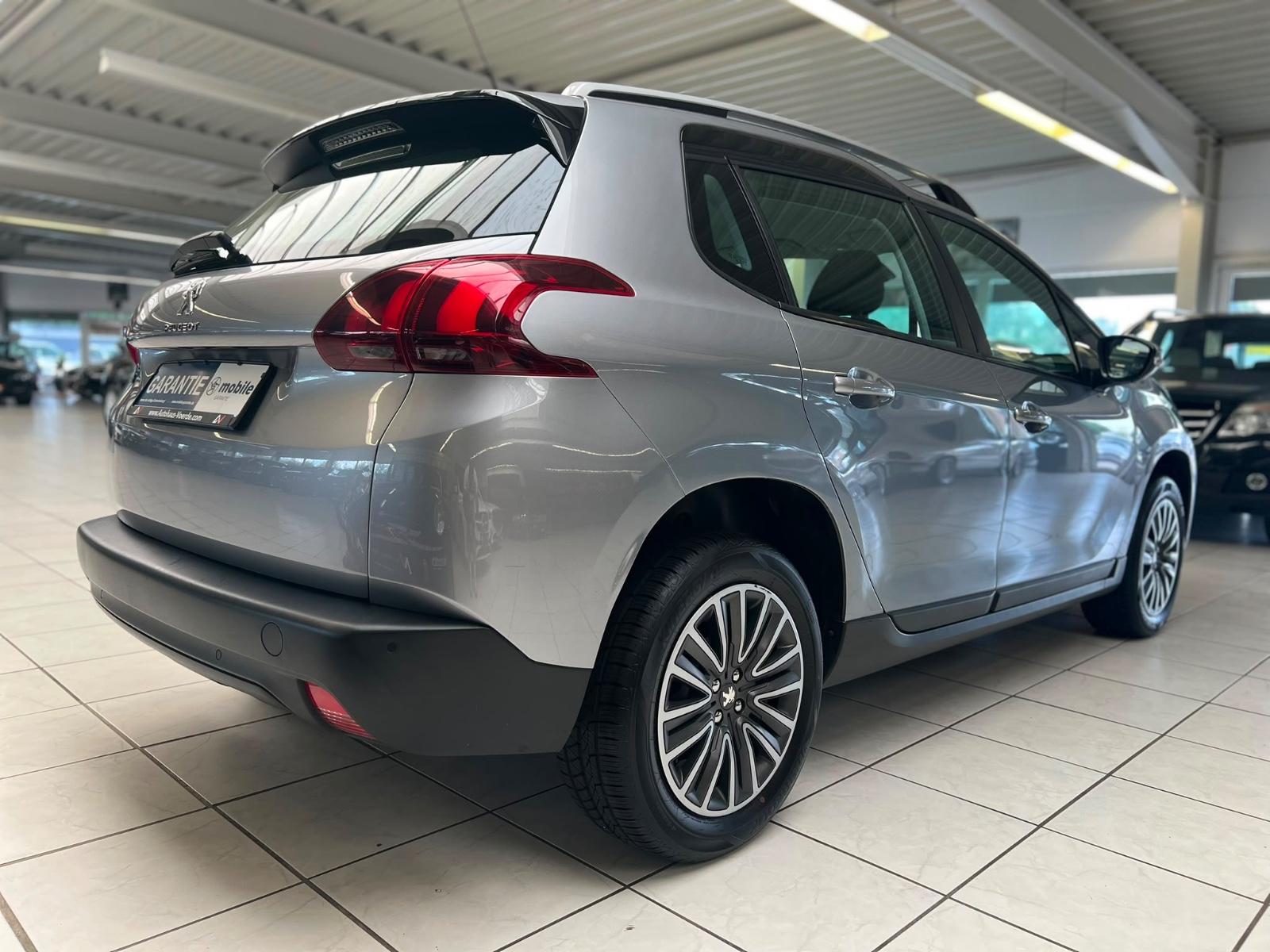 Peugeot 2008 Active Klima/Multi/1-HAND/**82.000KM**/TOP