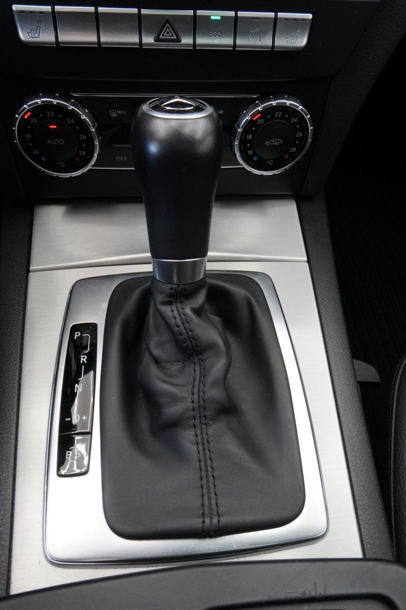 Fahrzeugabbildung Mercedes-Benz C 220 T CDI *Autom.*Navi*Xenon*Shz*Pano*AHK*