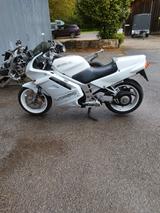 Honda VFR 750 F Rc 36 TÜV neu läuft top  - HONDA VFR 750 RC36